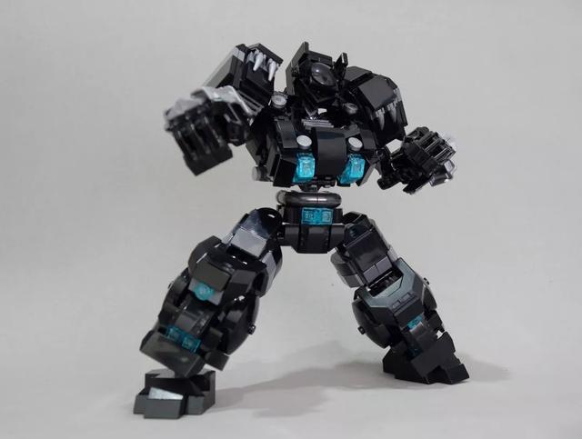 乐高创意机器人moc玩家介绍lego乐高机甲moc大神chubbybots