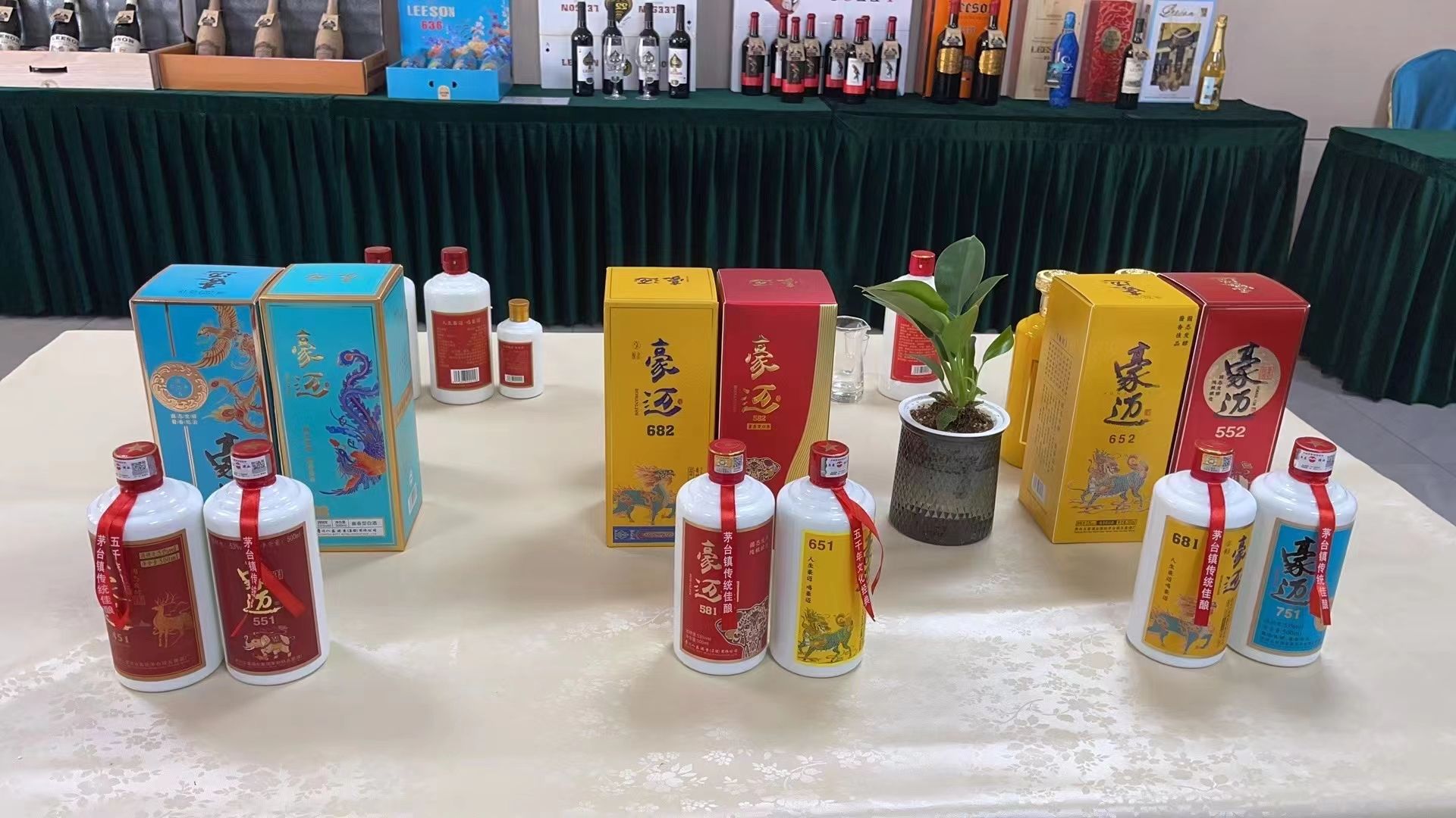 白酒：茅台镇白酒的酒厂社会责任与可持续发展