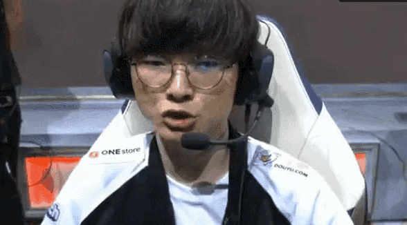 冲突符号你行你写faker的s9世界赛符号与现实的冲突