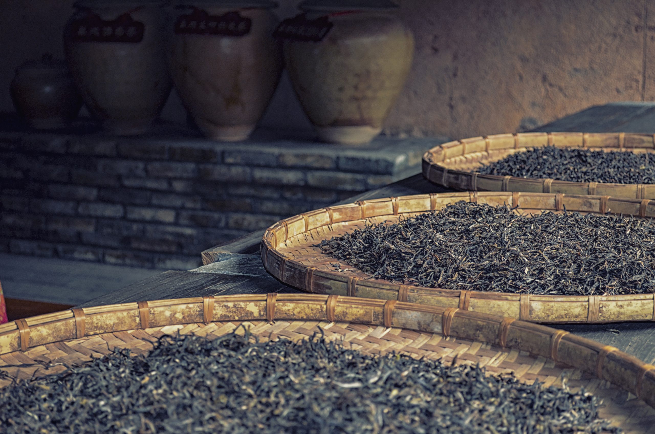 drying black tea