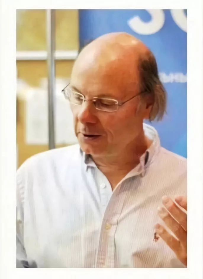 吉多·范罗苏姆身价-csdn博客