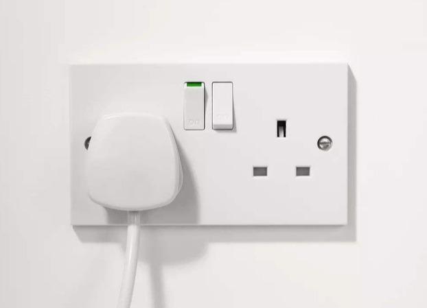 a0e995f46d1a2b39cb03906bb9ab4102.png