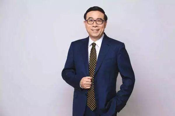 大数据 清华 覃征_清华大学人工智能研究院大数据智能研究中心揭牌,喊