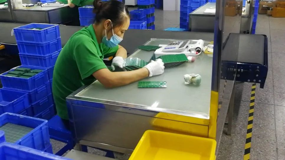 转载-PCB板加工流程_pcb锣房包括哪些工序-CSDN博客