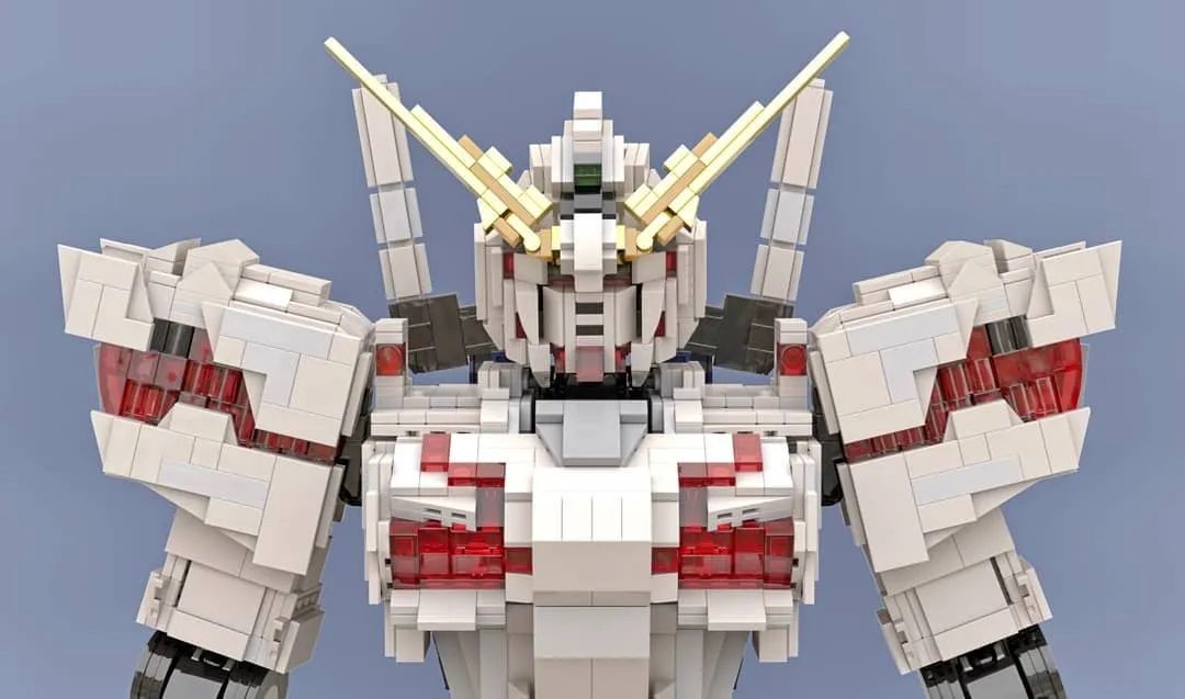 gundam by aum玩家的作品,高达似乎在乐高的作品中比较少见,而这位