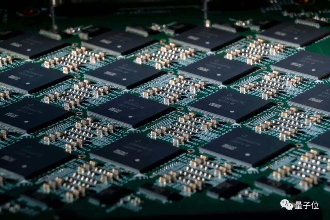 效率达cpu一万倍的神经形态芯片发布后英特尔引发了多方吐槽