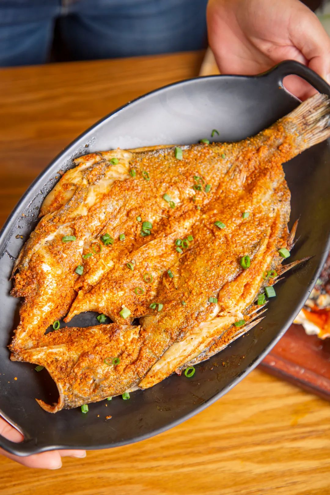 crontab每天凌晨12点定时器每天爆卖10000只生蚝西安这家烧烤界扛把子