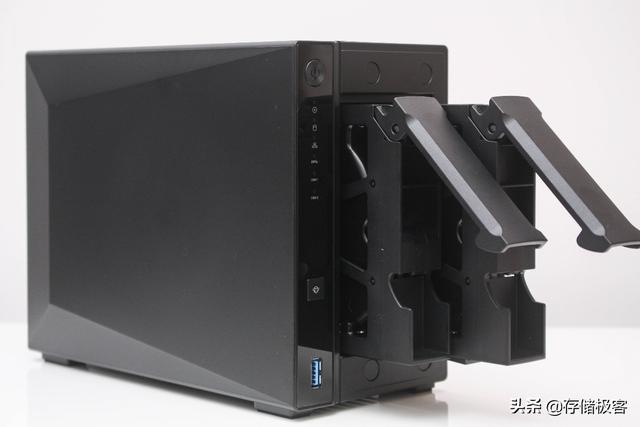 华硕vm510l装固态硬盘_固态硬盘除了装系统还能这样用:万兆家庭网离不