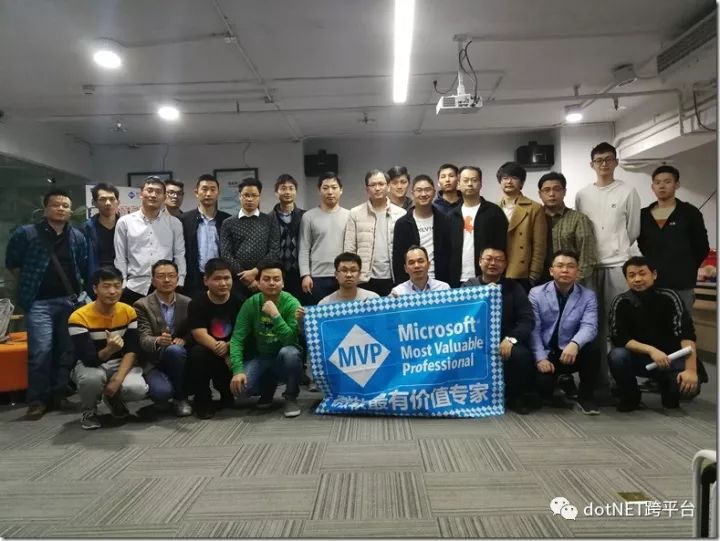 mmexport1512916003709