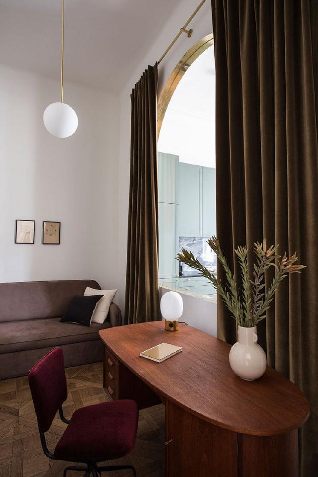 cwinform悬浮窗的效果现在流行室内窗没见识早就有了好吧放在以前真是