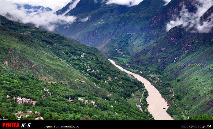 2012暑期川西旅游之第四天（丹巴-甲居藏寨-小金-达维-日隆）