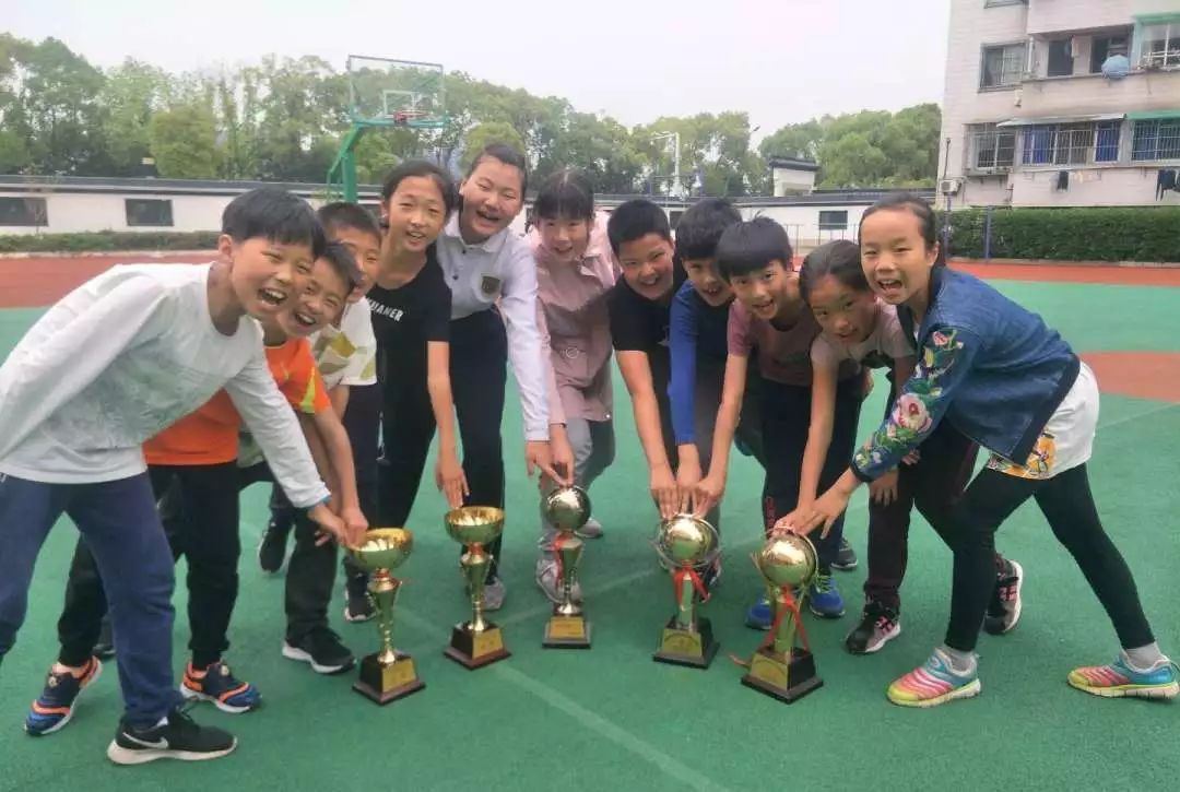 衢州计算机编程哪个学校好柯城教育大盘点新华小学打开我们的时光门