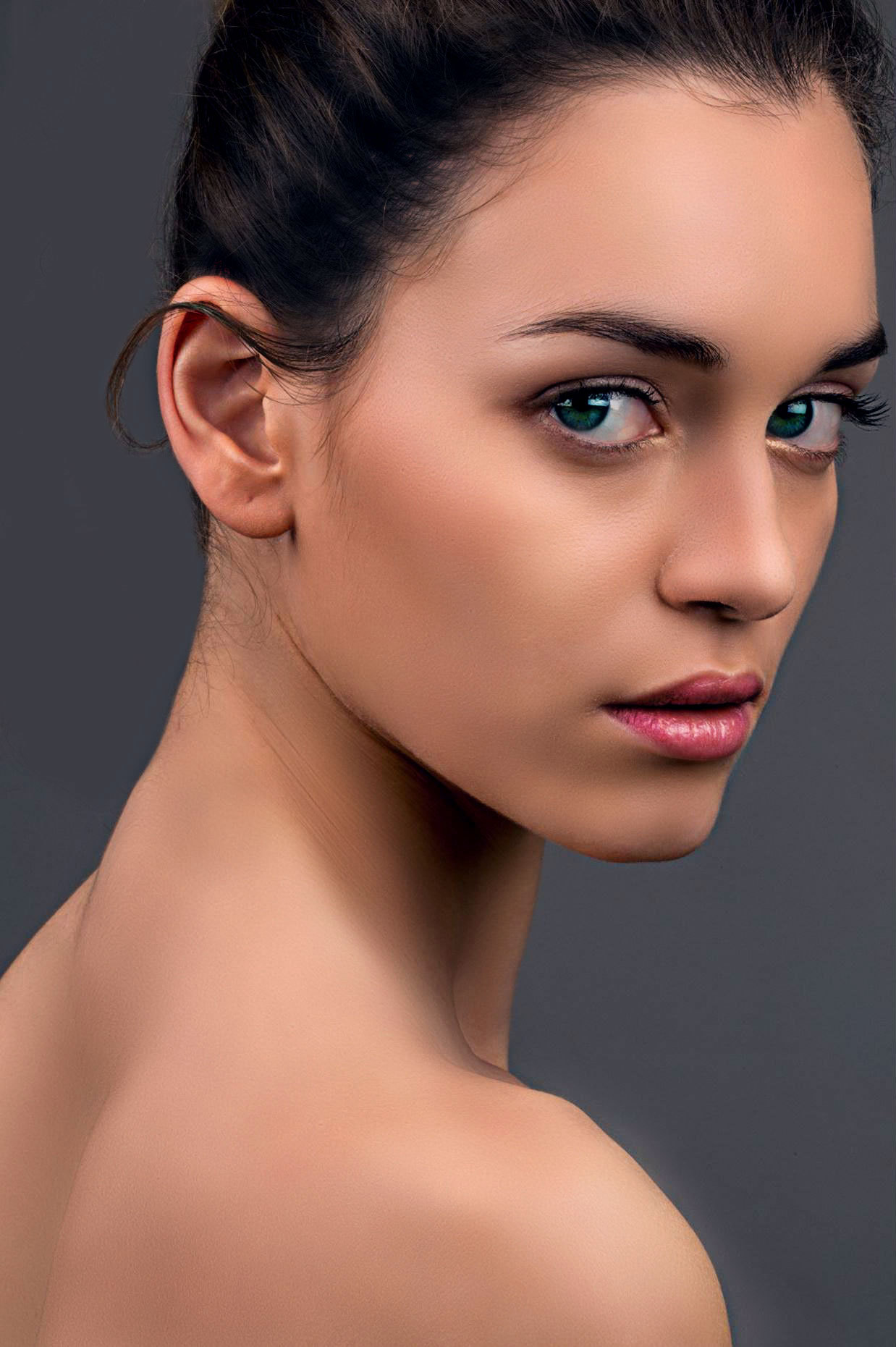 ps人像精修照片步骤_ps人像精修