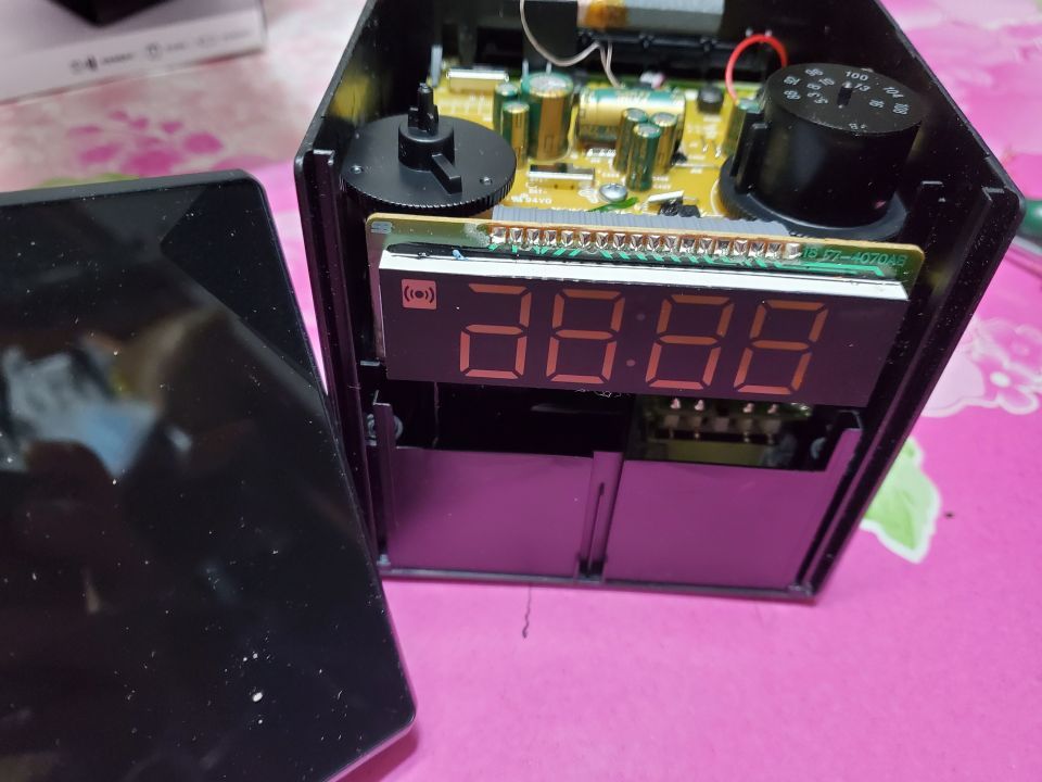 索尼收音机拆解