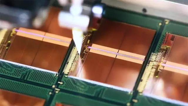 b500k带开关电位器内部构造想知道电子显微镜下的ic芯片内部构造是