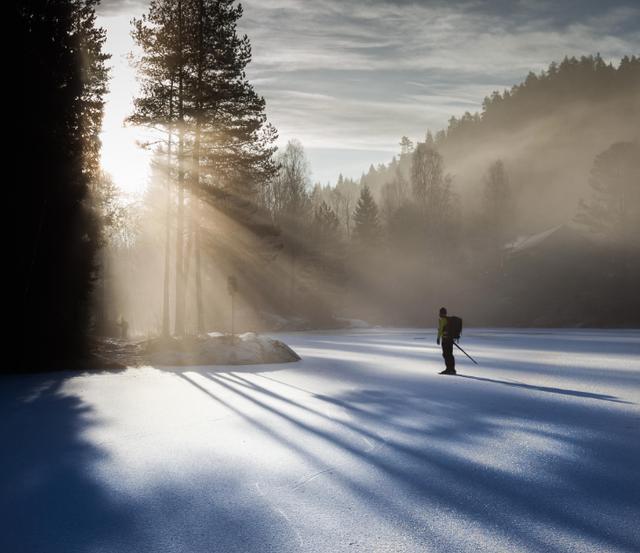 ps光效插件丁达尔光效一步达成送你2019大师级ps一键丁达尔效应光束