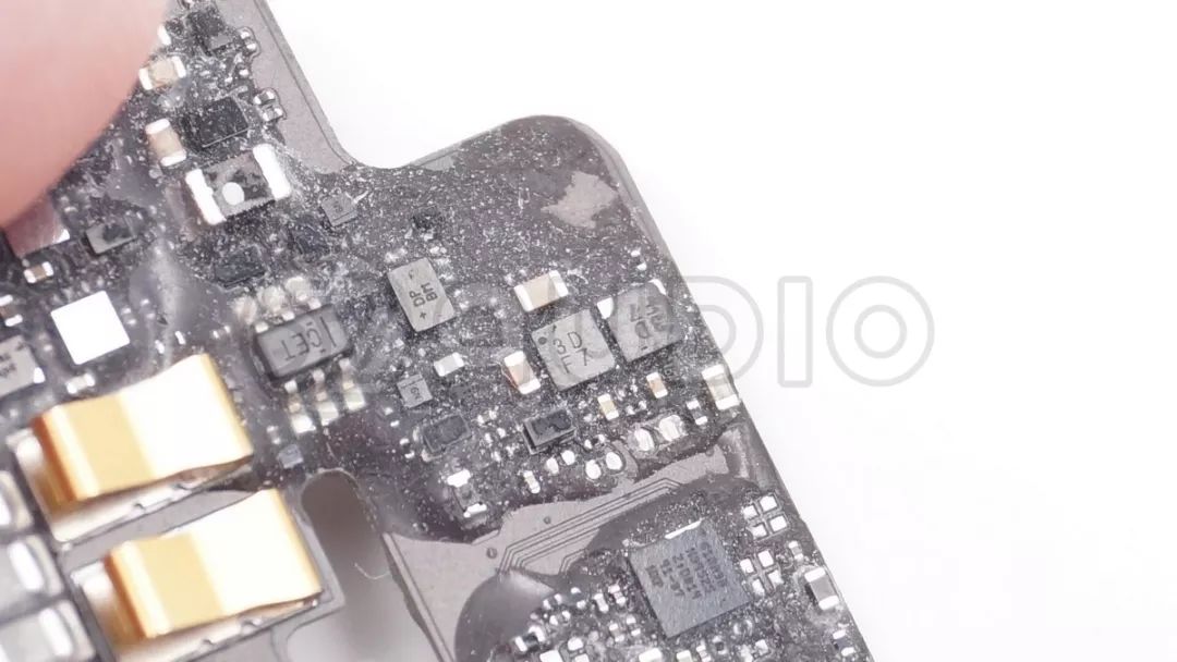 i12蓝牙耳机怎么设置成中文_拆解报告:苹果airpods二代 tws蓝牙耳机