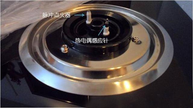 怎么两边同时取ln为什么燃气灶2个不能同时开火请不到维修工拆开感应