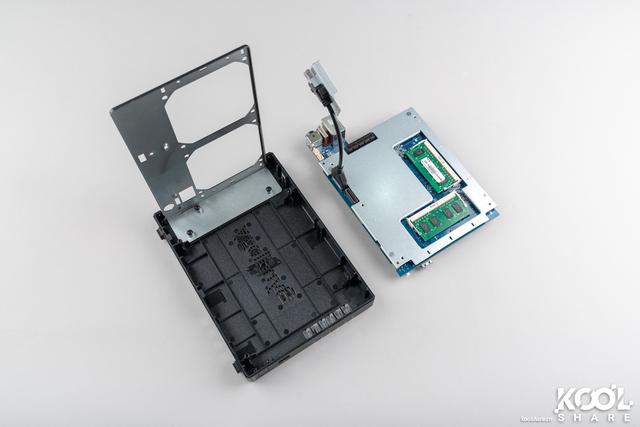 服务器电源线接口类型 cb79ea119209b00aad287e0f5fcab3ba.png