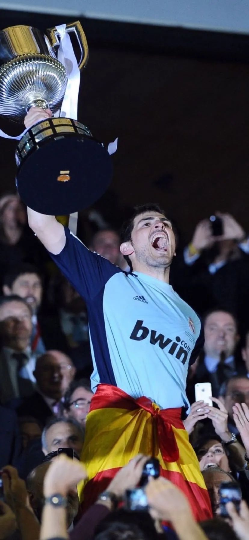 苹果原壁纸高清足球壁纸传奇门神卡西利亚斯系列壁纸全面屏