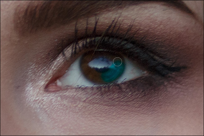 如何让眼睛变成绿色 ceac87cddf9804cbddeef4ea81c74bce.png