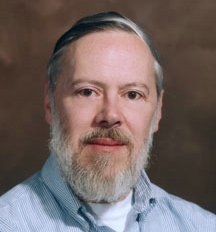 C语言的主要用途以及未来发展