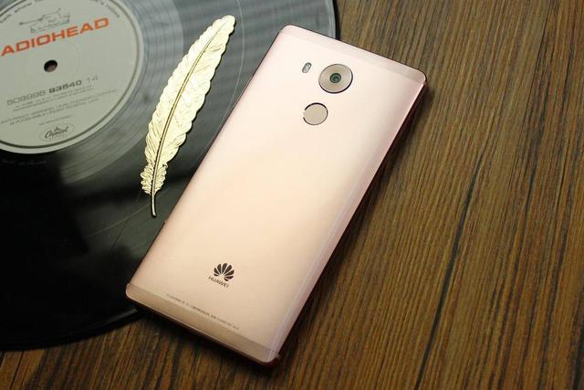 android8老机型不忘老用户华为三年前老机型升级安卓80