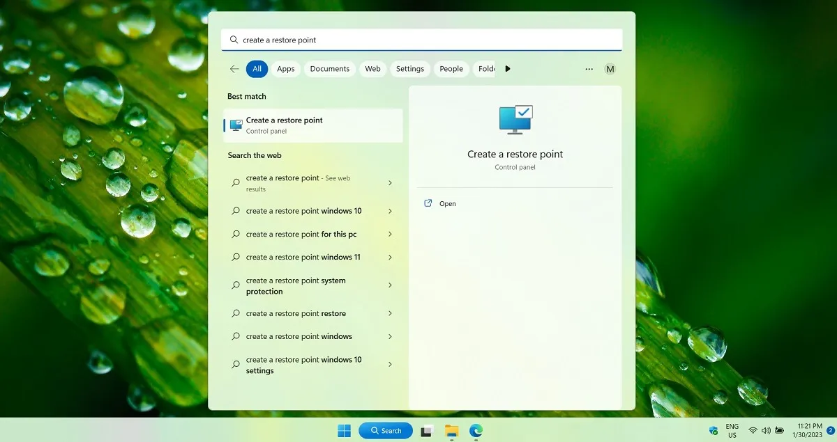 在 Windows 搜索菜单中创建还原点。