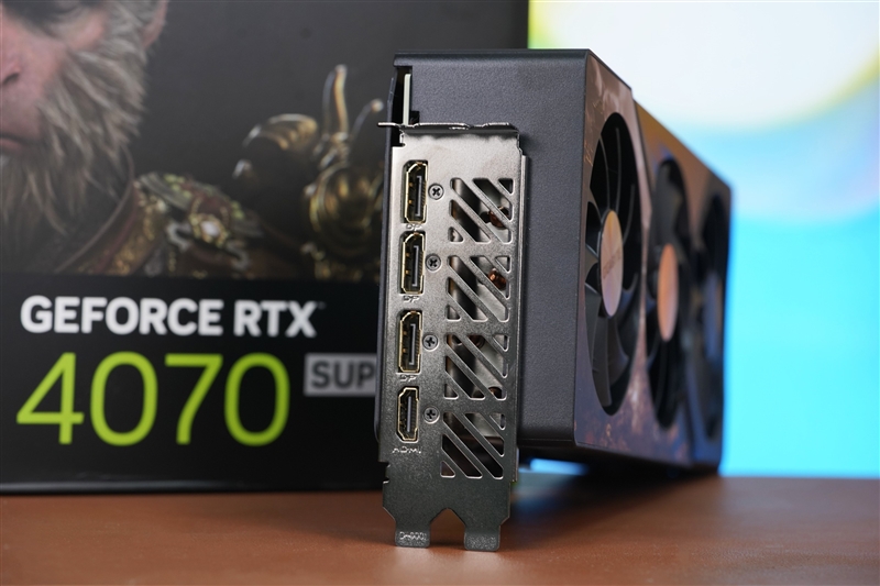 技嘉RTX 4070 SUPER WUKONG OC显卡评测：天命人最佳2K游戏搭档 温度仅61℃