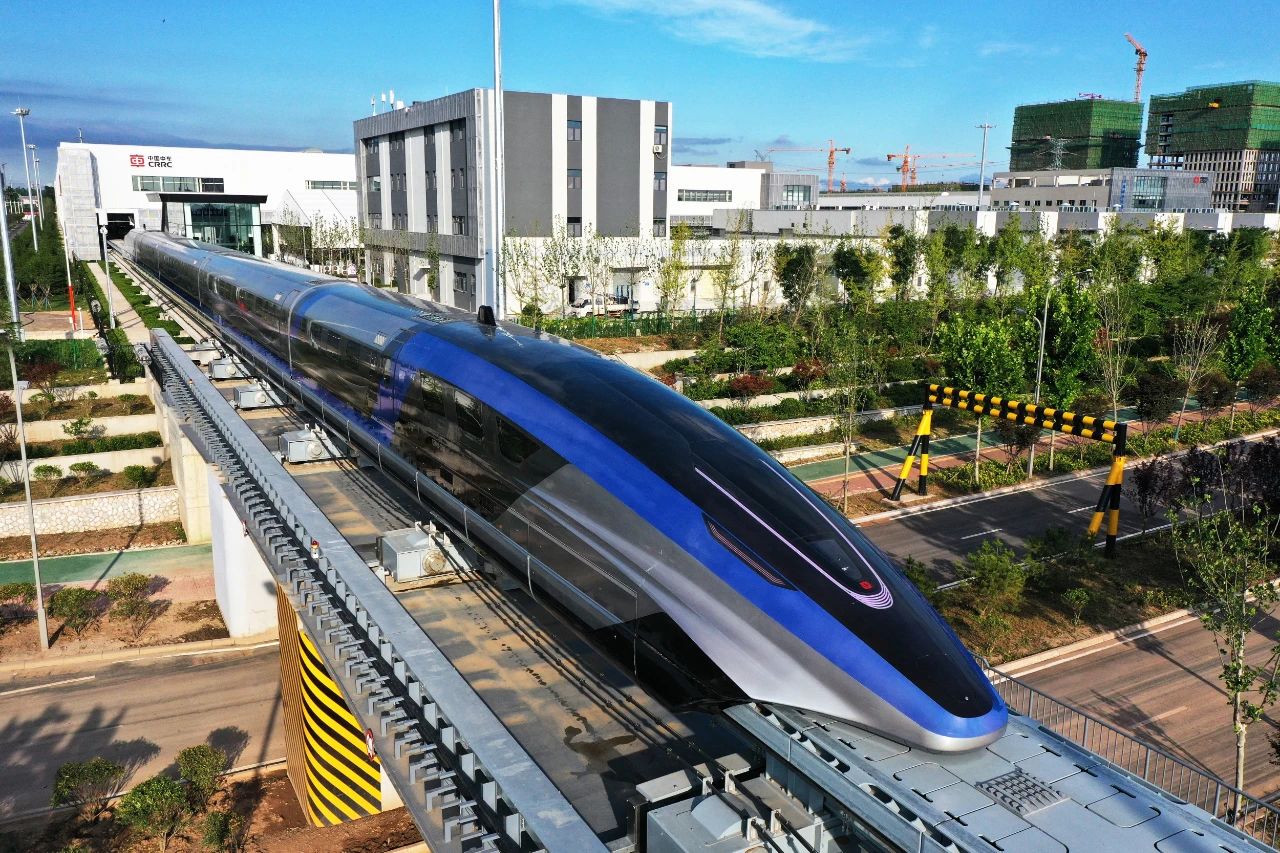 中国惊现磁悬浮高铁新技术或将改变运输格局