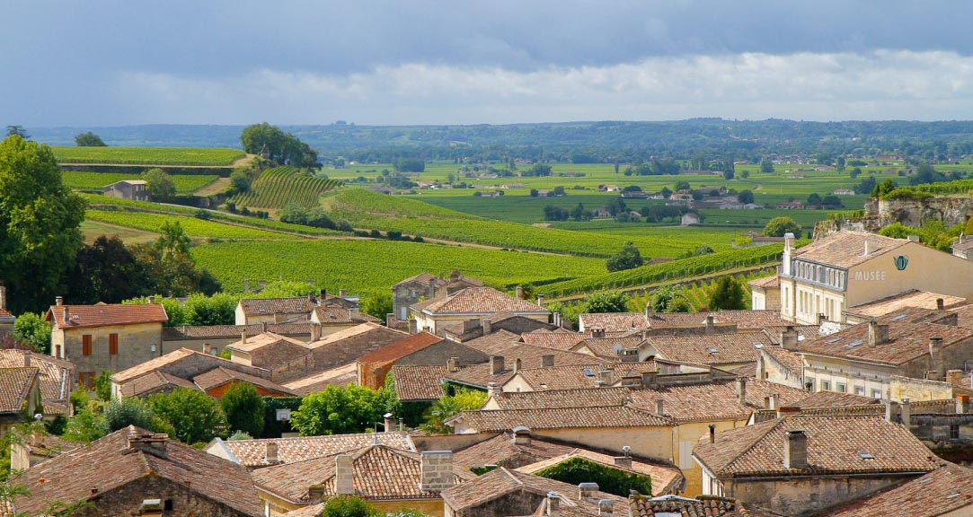 emilion - 圣艾美隆产区圣埃美隆产区(saint-emilion)又名圣爱美容