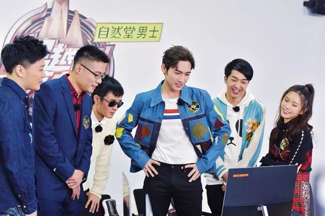 罗云熙为什么要买开发地 Csdn