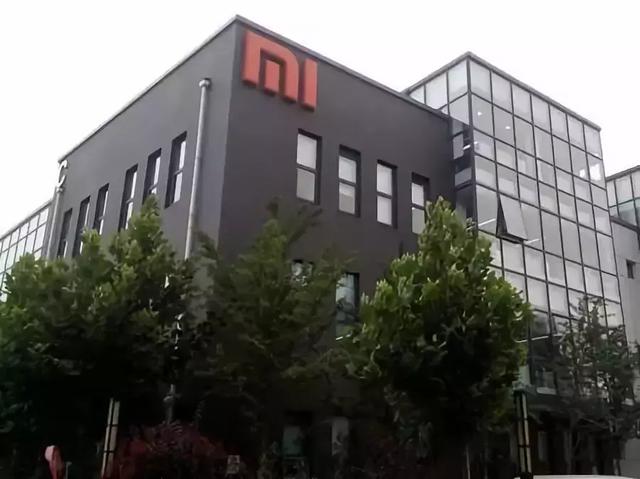 一个大型虚拟项目包含位于不同地点的许多干系人全球11家大型公司总部