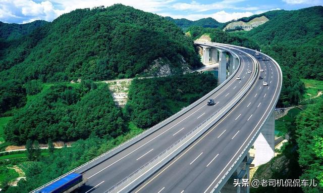 自动挡跑高速用s挡还是d挡?  回答