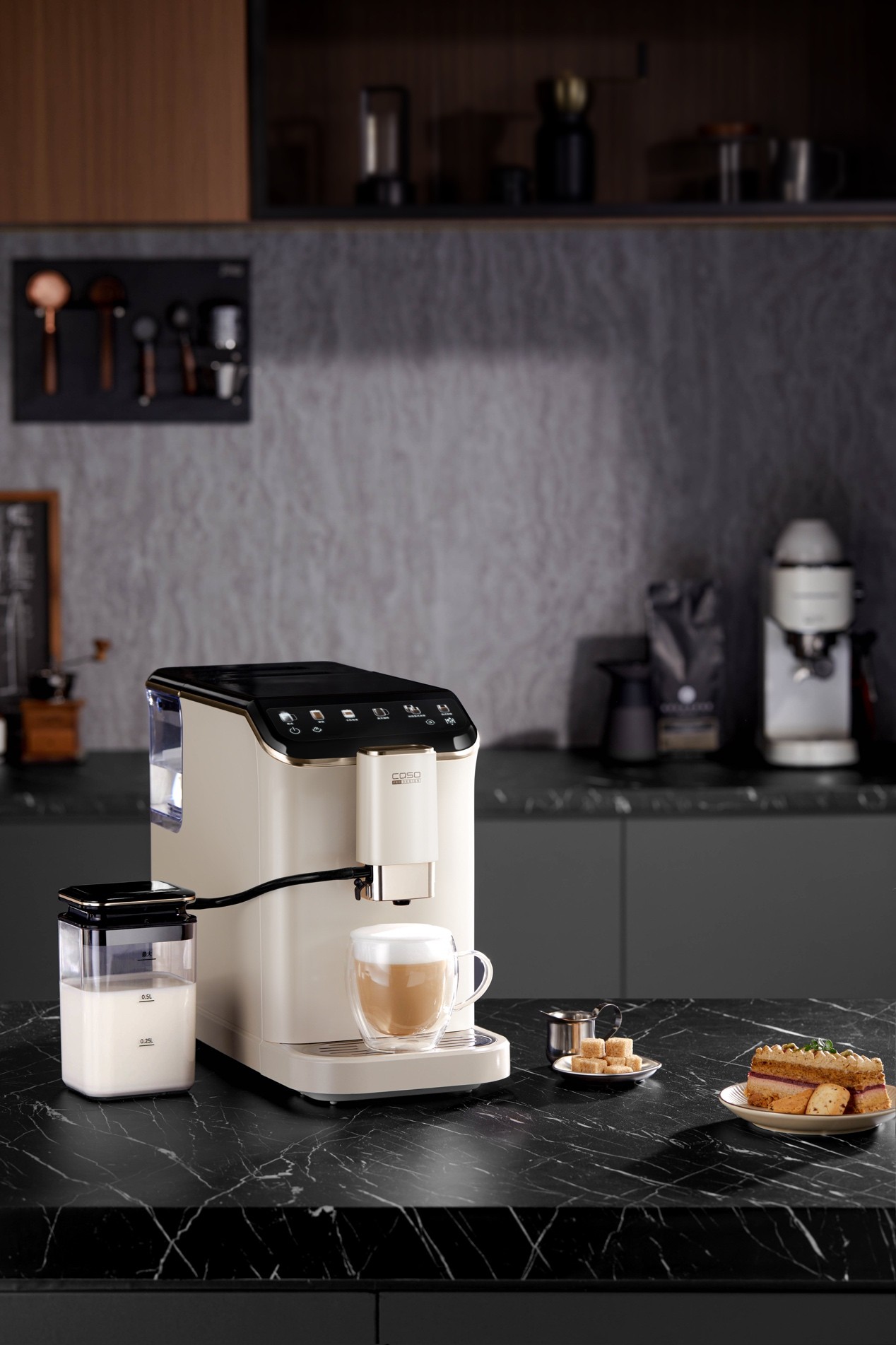 caso卡梭全自动拿铁咖啡机,凭双锅炉与高泵压,释放咖啡纯正风味