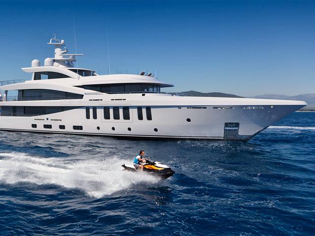 最大隶属度原则全球最大私人游艇浮于海上的豪宅全长83米富翁的奢华
