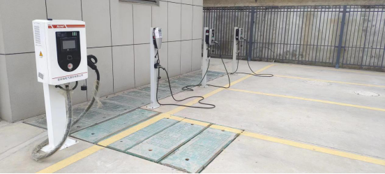 发展新能源汽车加快充换电基础设施建设实施方案-安科瑞黄安南