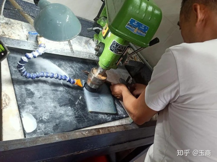 什么叫周长定义 f003f283702544888fa5ee1a29f56357.png