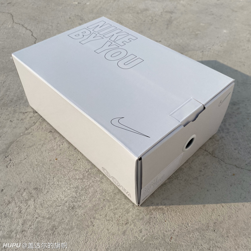 不知道id是全部换了抽屉式鞋盒,还是只有这个af1是.