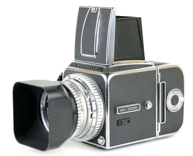 可以让人变老的相机经典相机永不褪色的哈苏双雄