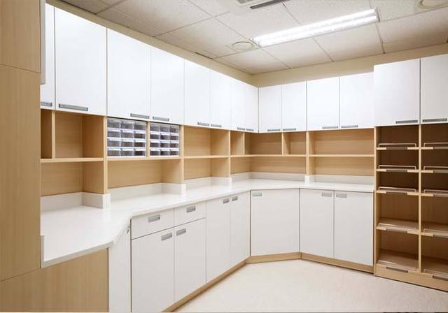 img之间出现缝隙的原因为什么厨房吊柜安装有10公分缝隙工长教你这样