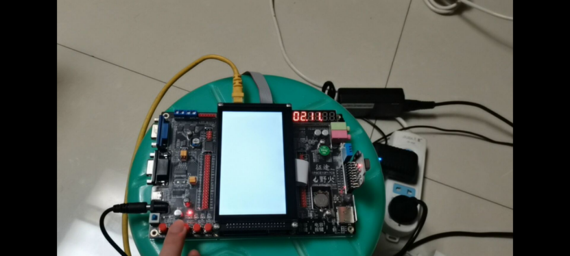 基于FPGA的多功能数字时钟设计报告_基于fpga的电子时钟设计-CSDN博客