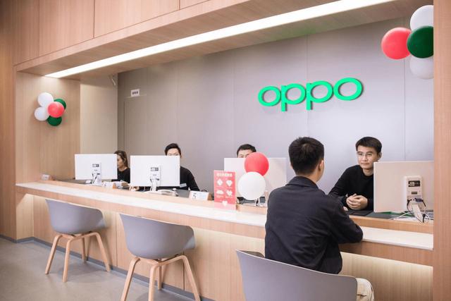 鸿蒙第一款手机,拿下“国内第一手机商”的OPPO，打算弃用华为鸿蒙？