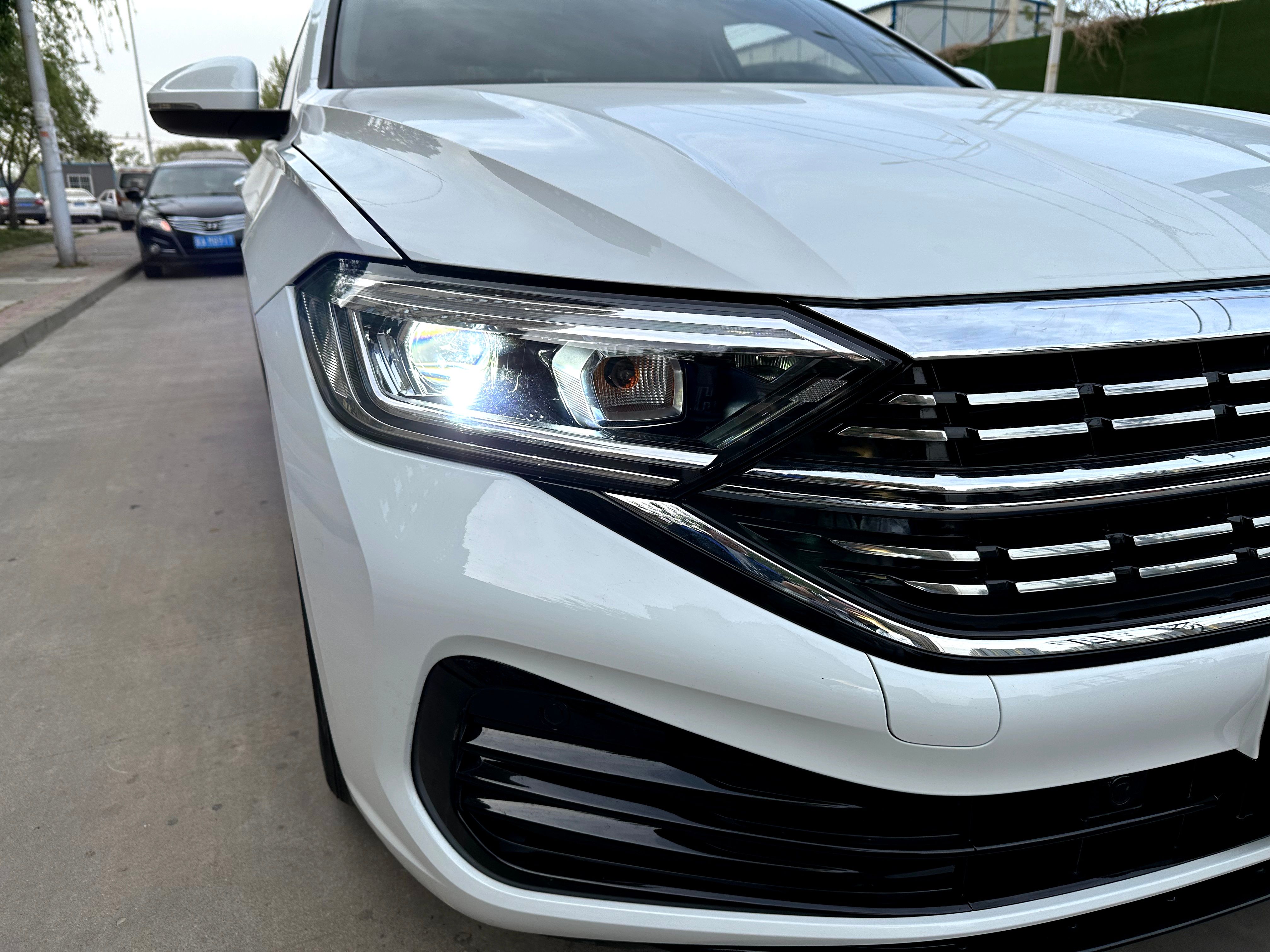 22款速腾,记录我曲折的改车灯经历