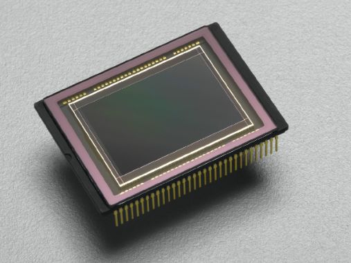 ccd相机和cmos相机;按传感器结构特性分类,可以分为线阵相机和面阵